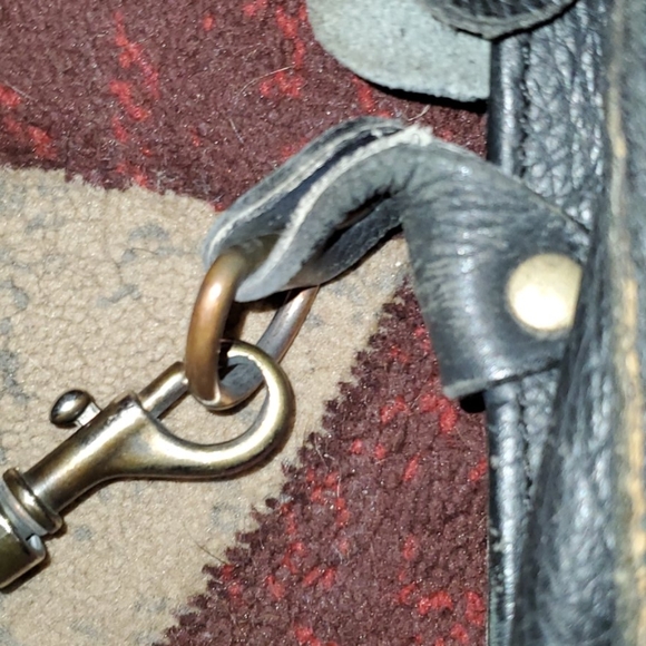 GroundCover Leather CompanyLaptop Bag – 15″ - Picture 7 of 16